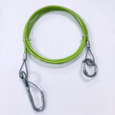 حبل أسلاك الفولاذ المقاوم للصدأ الملون المطلي بالنايلون مقاس 4 مم مع فتحات وخطاف أمان