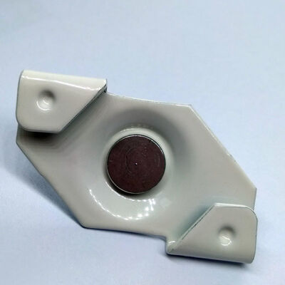 مصنع مباشر من الفولاذ T Bar Clip السقف الشبكة المكونات لنظام الضوء المسار