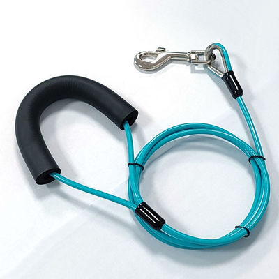 حبل ربط للكلاب مغطى بمادة PVC، وتد ربط للكلاب، وكابل ربط للكلاب بوزن يصل إلى 90 رطلاً